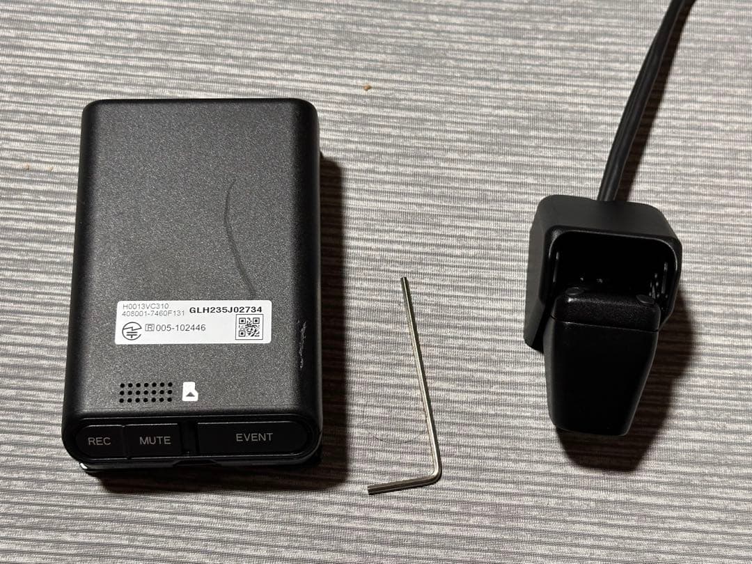 ただーだ　スバル純正ドライブレコーダー アウトバックBT-5