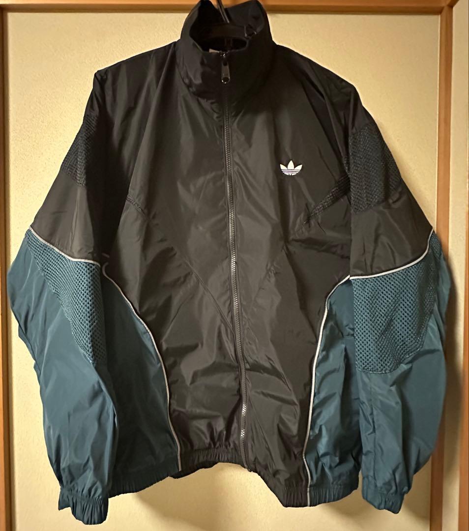 adidas Rekive Cutline ウーブン　ジャケット　ナイロン