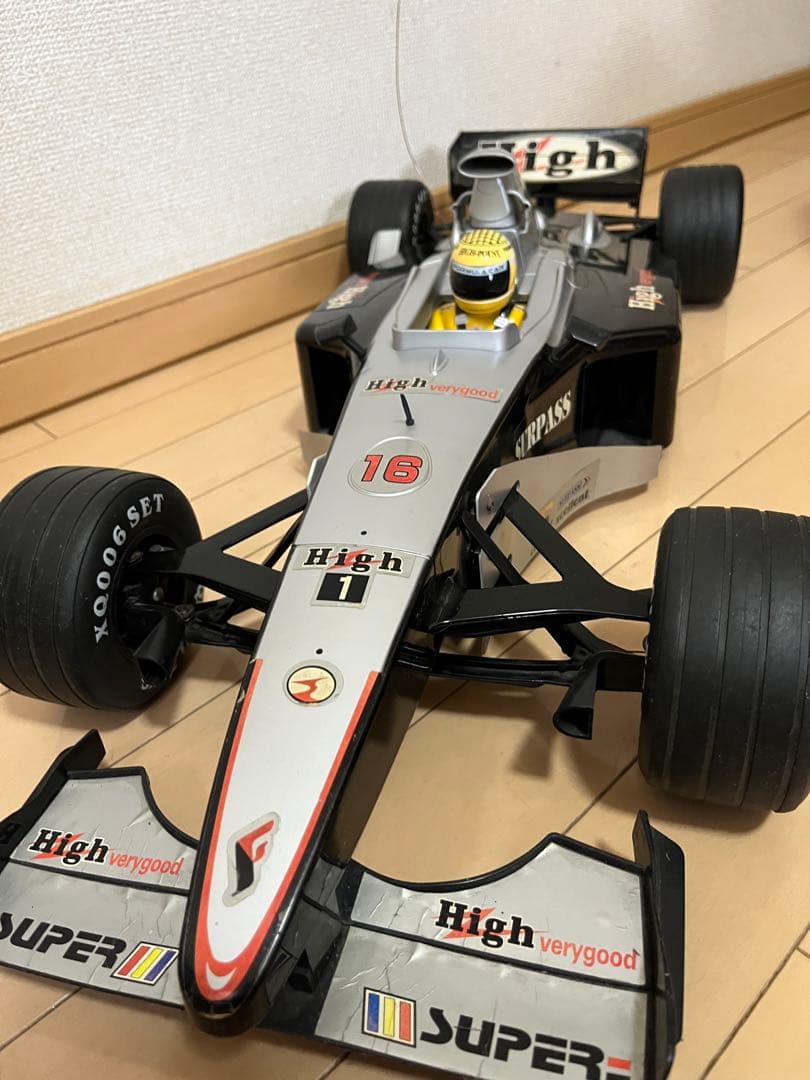 F-1 ラジコンカー　おもちゃ