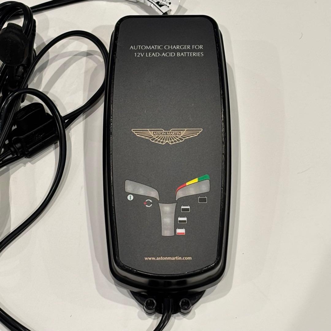 アストンマーティン 12V 純正バッテリーチャージャー 充電器 コンディショナー