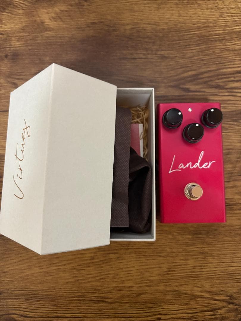 ギター Virtues Lander FUZZ