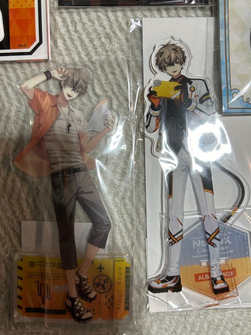 アルバーン・ノックス アクスタ等まとめ売り - メルカリ