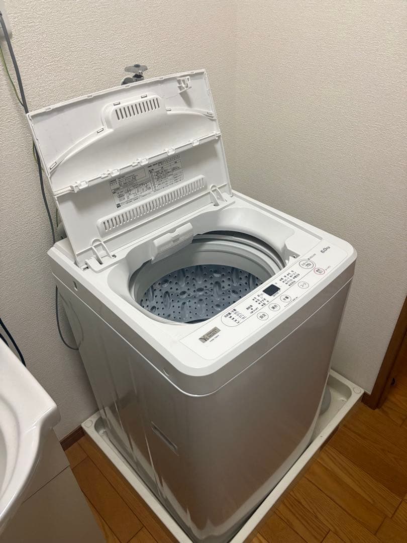 【送料込み】ヤマダセレクト 2021年製 洗濯機本体 6kg ホワイト