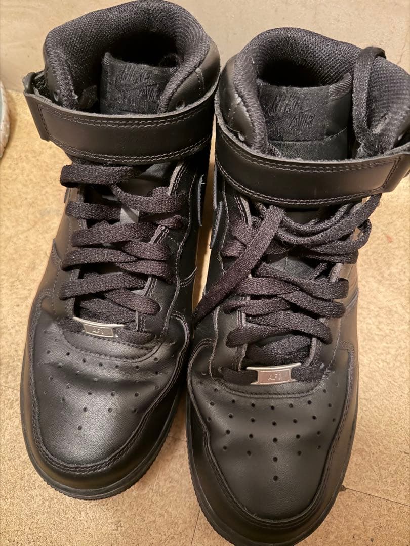 Nike Air Force 1 ブラック ハイカット