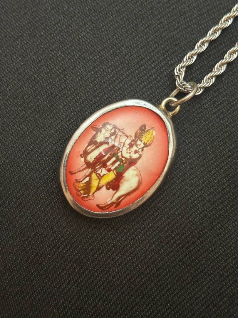 藤井風 イメージペンダント ネックレス 【オーム文字・クリシュナ・赤