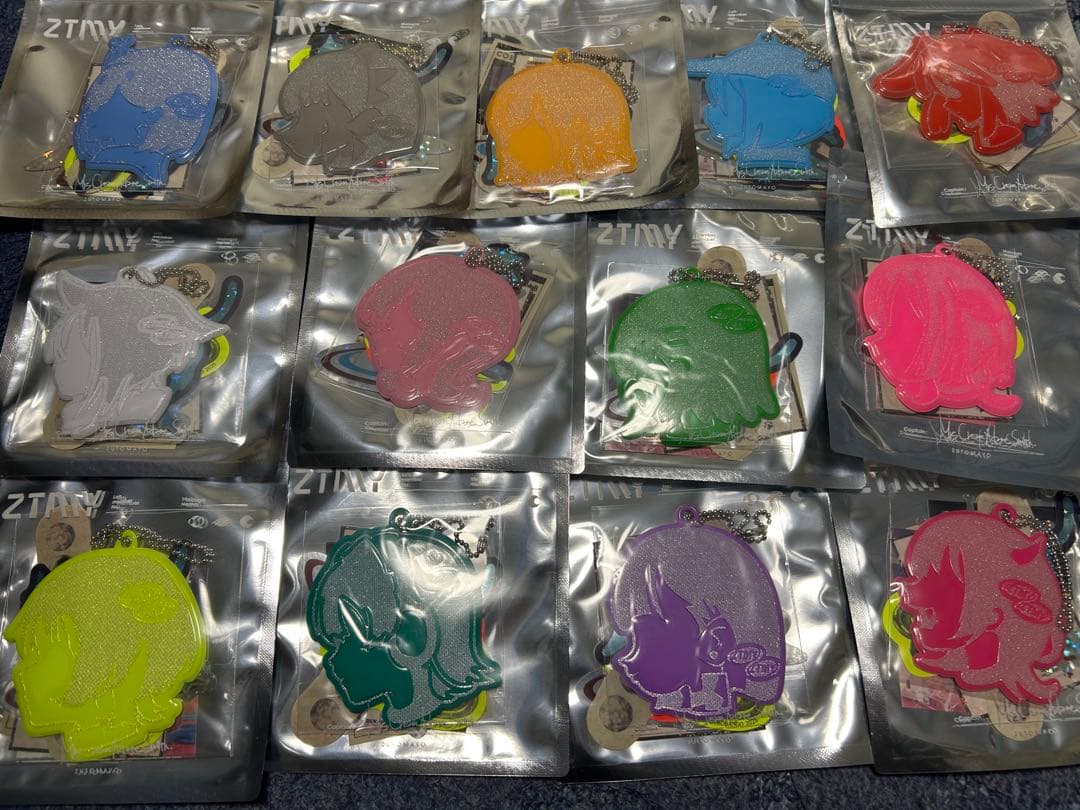 ずとまよ　ステッカーセット&ご当地リフレクターキーホルダー　コンプリート　13種