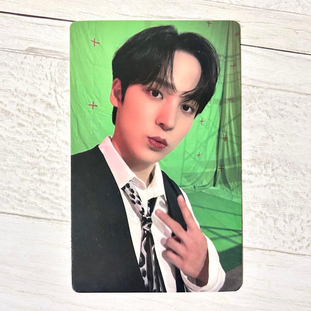 ATEEZ Mernel メルネル クリスマス トレカ ユノ - メルカリ