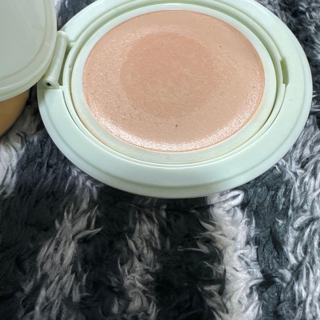 PRADA リヴィール メッシュ クッション ファンデーション LN10 - メルカリ