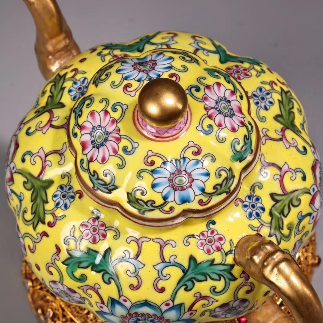 中国古美術・珍品旧蔵七宝彩と鎏金の磁器の茶壺・急須・