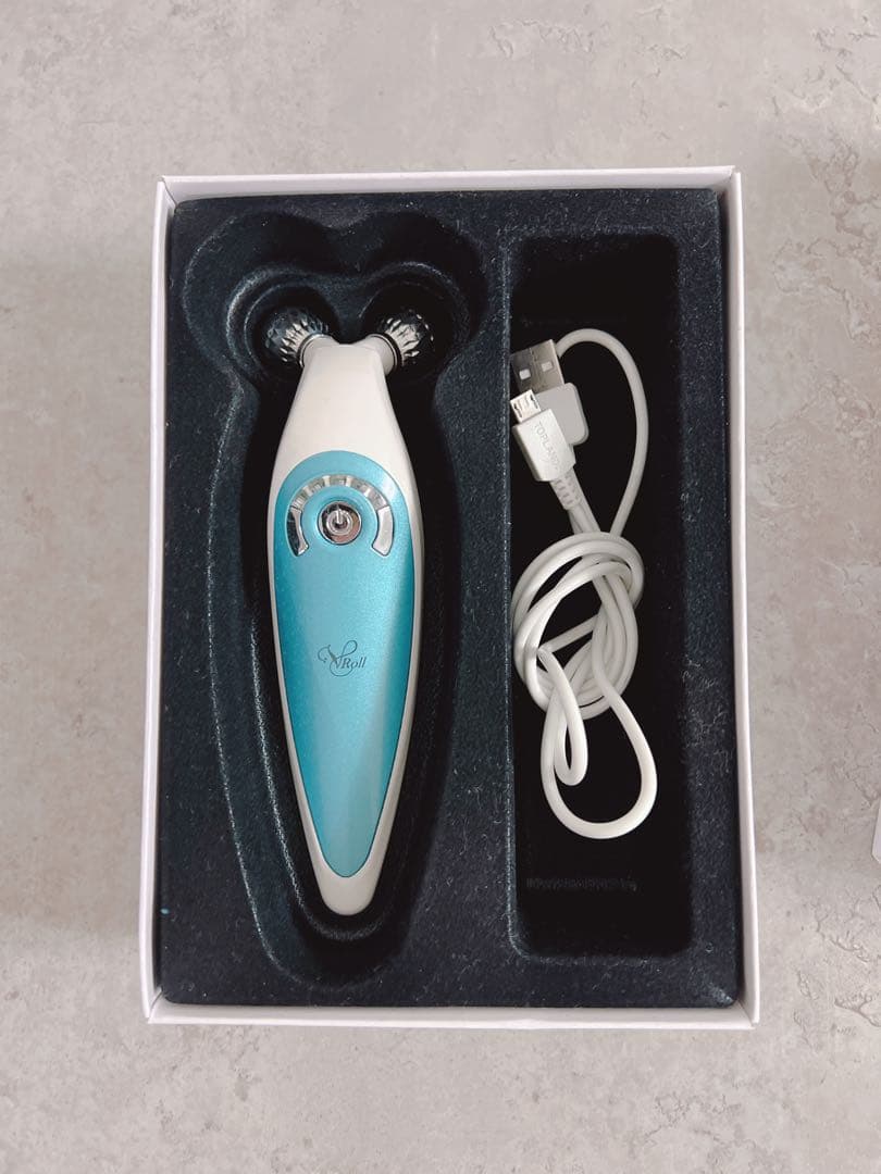 【ちんがら】Ｖロール美顔器　ＥＭＳ美顔ローラー