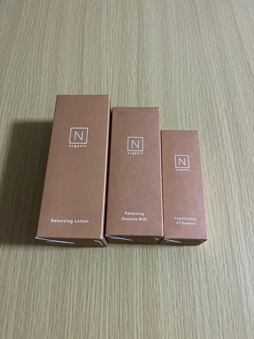 N organic バランシング ローション・エッセンスミルク・VCエッセンス
