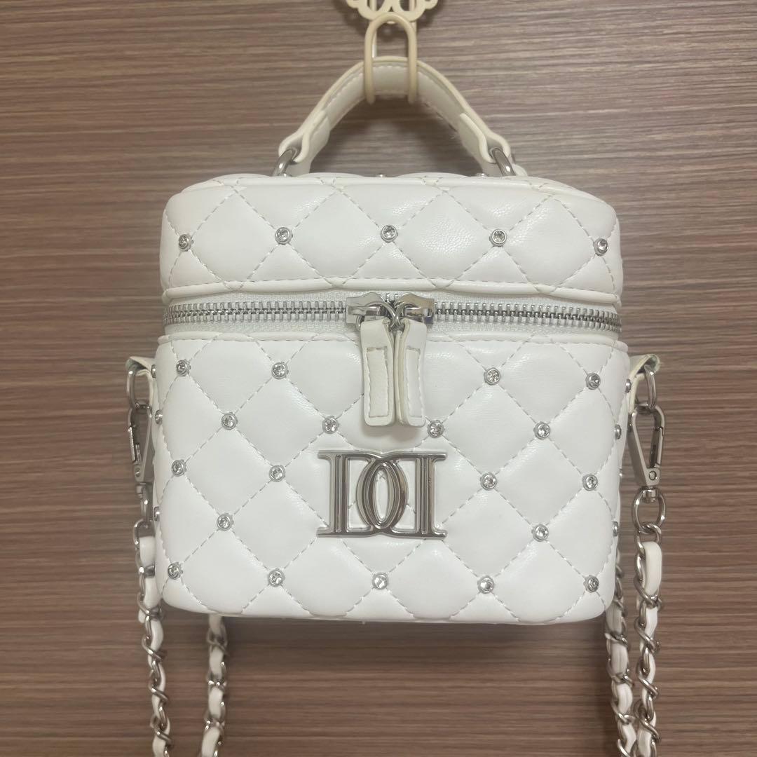 Darich ダーリッチ キルティングビジュースクエアミニバッグ ホワイト