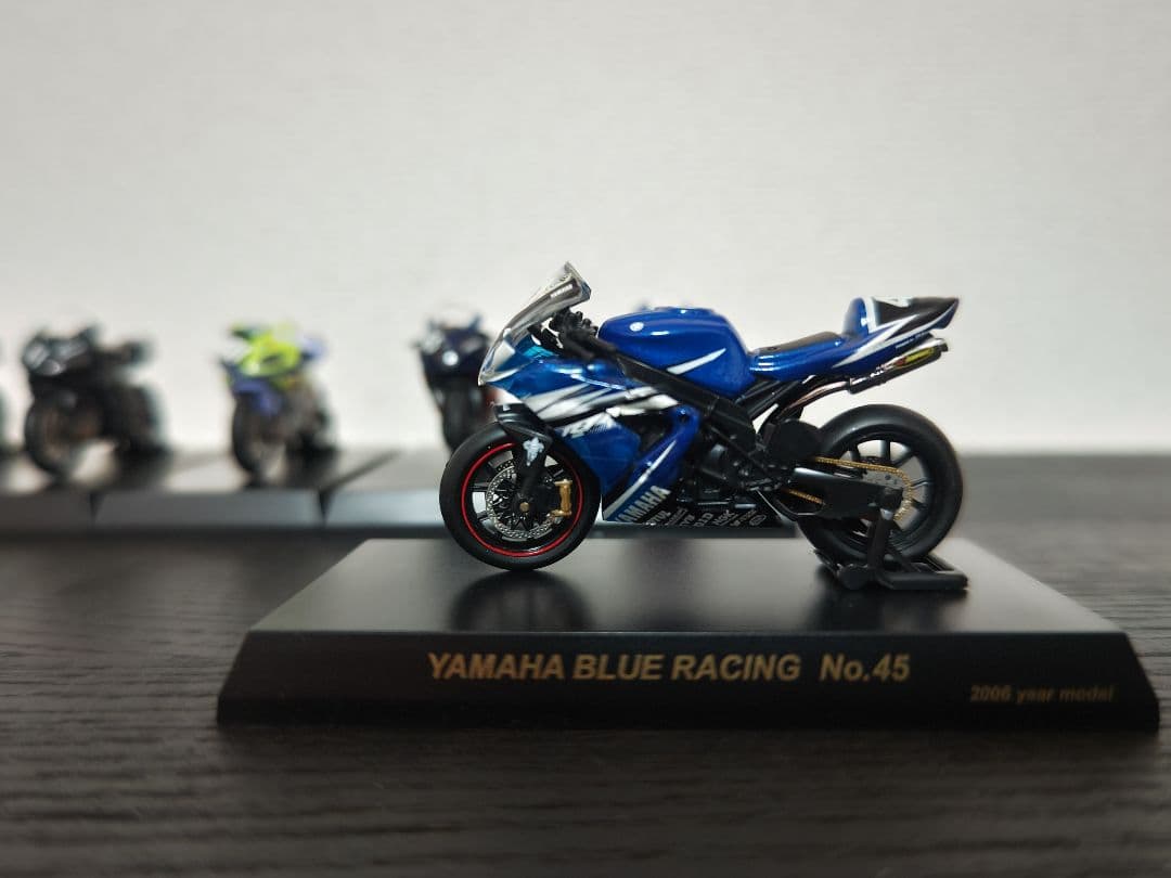 鈴鹿8耐ロードレースマシンシリーズ 京商1/32 8台セット - メルカリ