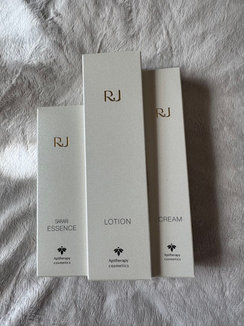 山田養蜂場 RJ 普通肌〜脂性肌用