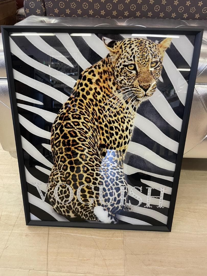 ガラスアートパネル　ヒョウ　キラキラ　絵画　額縁　アートフレーム　スタッズ　豹 楽天市場】アートパネル ウォールインテリア アートフレーム 絵 写真