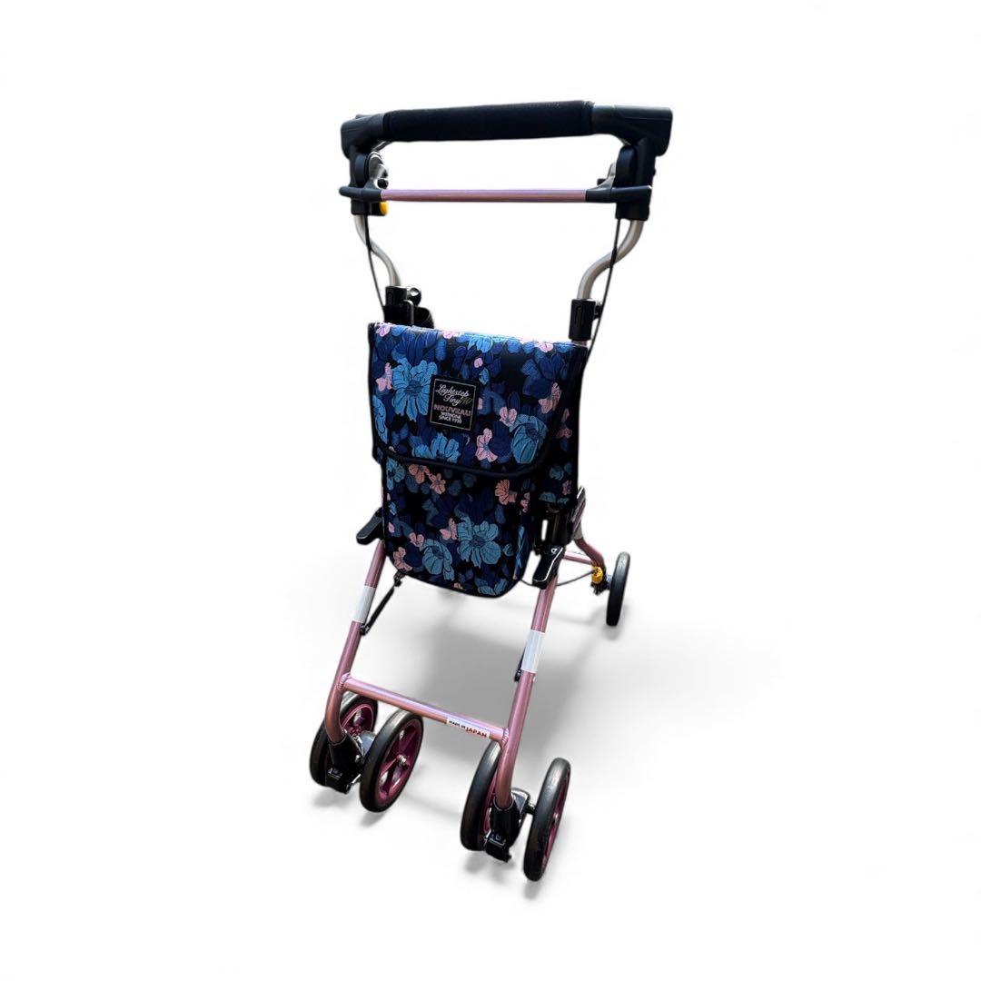 美品　ウィズワン　ライトステップ　タイニーＷヌーボー　レガロ　シルバーカー