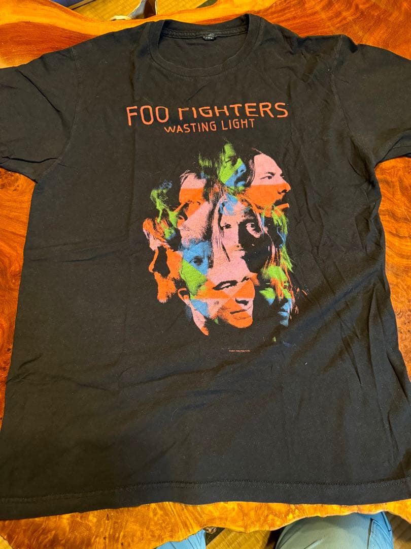 FOO FIGHTERS 2011年バンT黒サイズ表記M美品 FOO FIGHTERS 2011年バンT黒サイズ表記M美品 - メルカリ