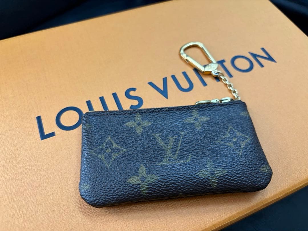 ルイヴィトン ポシェット クレ モノグラム ケース M62650