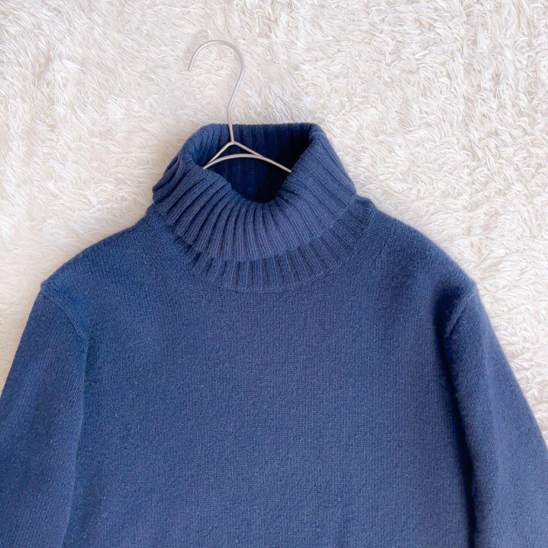 ユニクロ +J ミドルゲージカシミヤブレンドタートルネックセーター