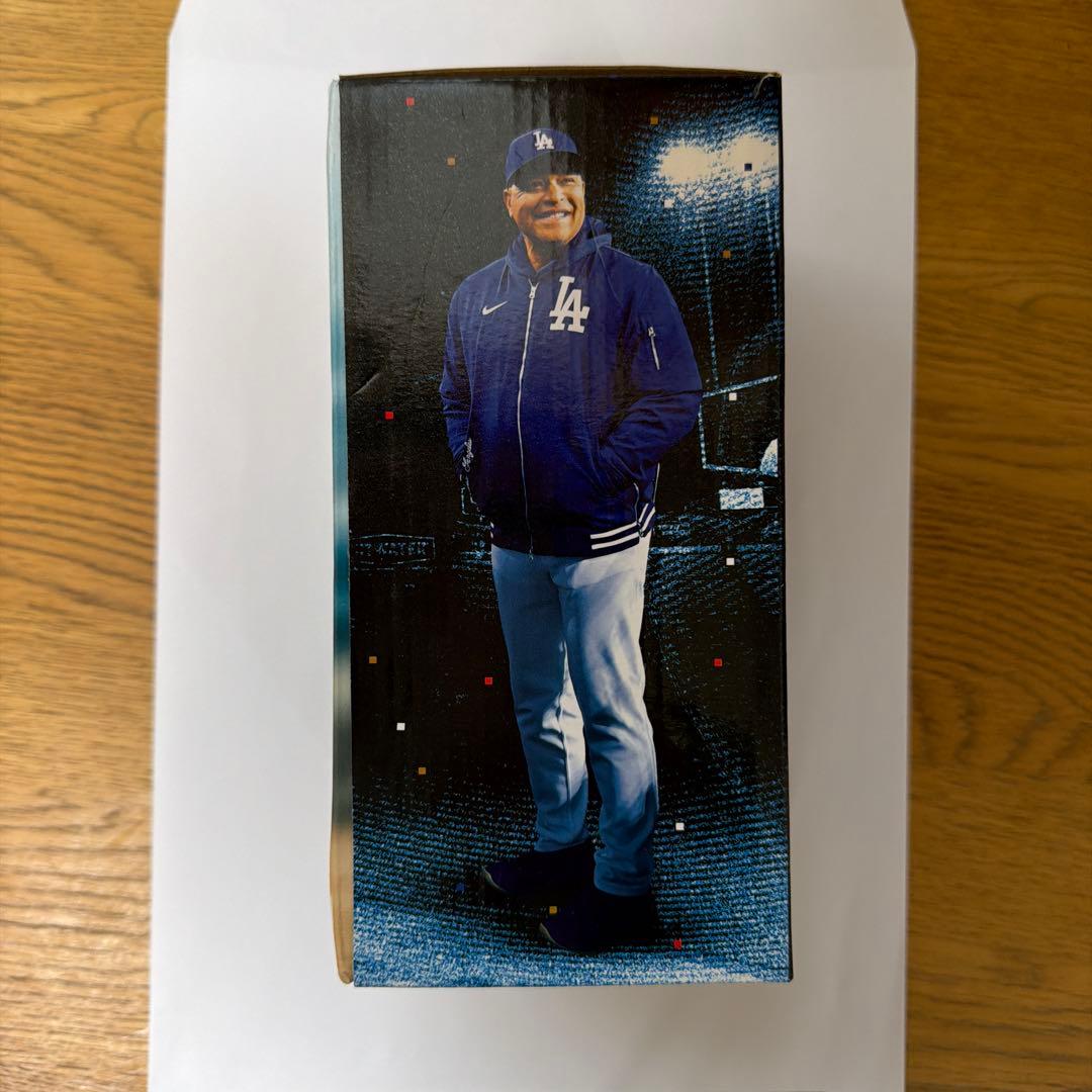 ドジャース Dave Roberts デイブ・ロバーツ監 ボブルヘッド - メルカリ