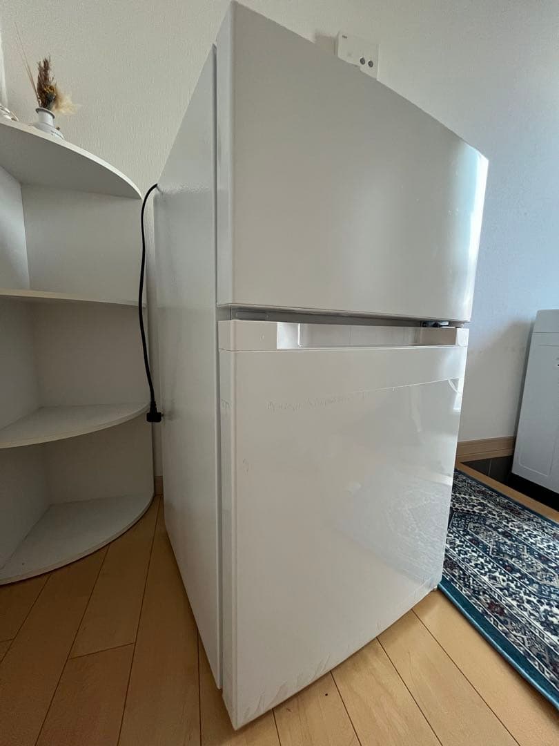 【美品】アイリスオーヤマ 冷蔵庫 PRC-B092D-W（2025年製） 87L