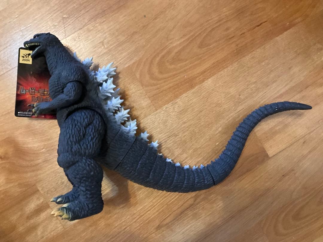 値下げ！ゴジラ　2タイプ　限定版　タグ付き