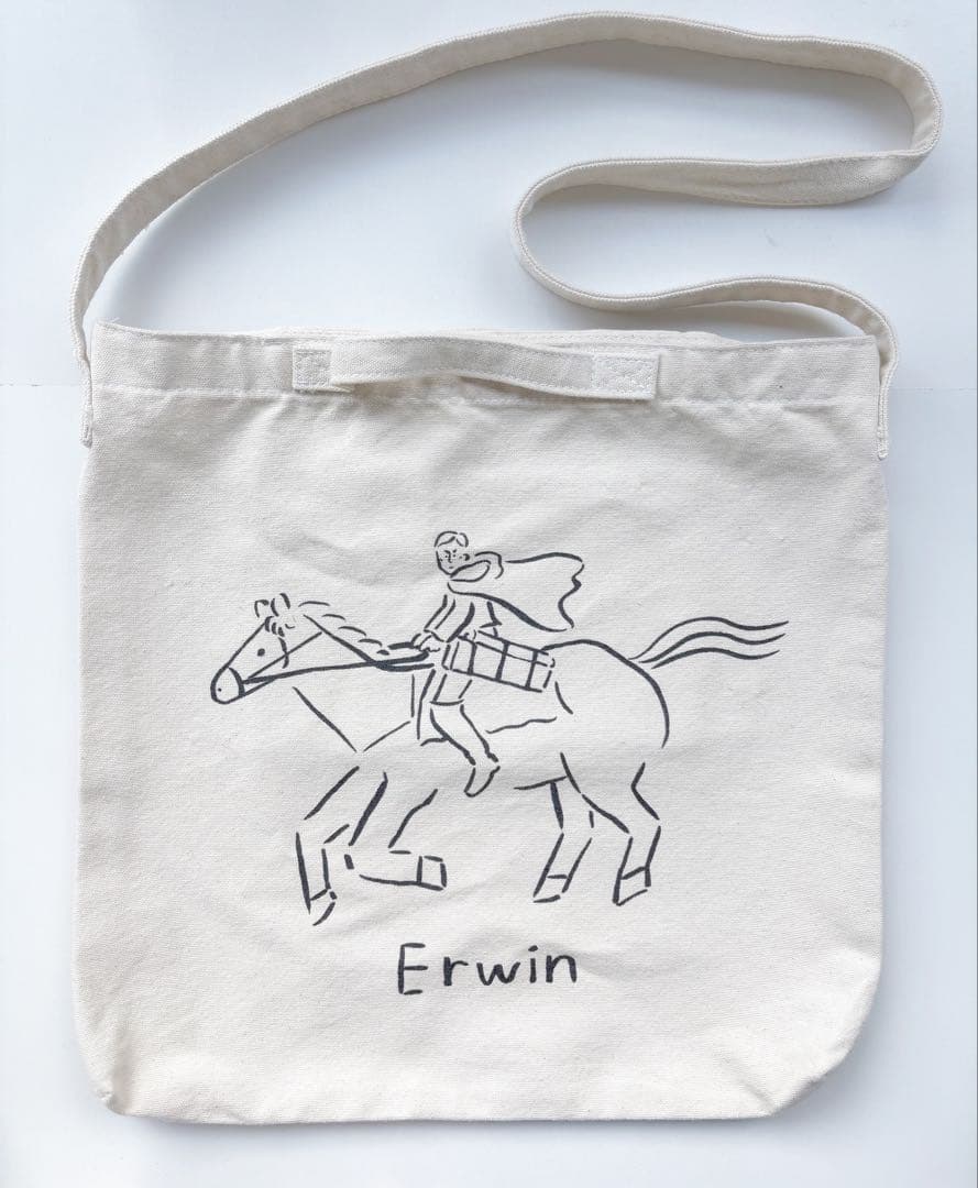 希少品】進撃の巨人 エルヴィン 鬼頭祈コラボ トートバッグ - メルカリ