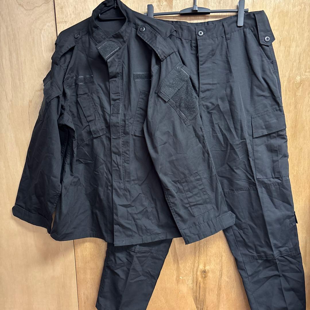 ブラック戦闘服上下セット　0130o173