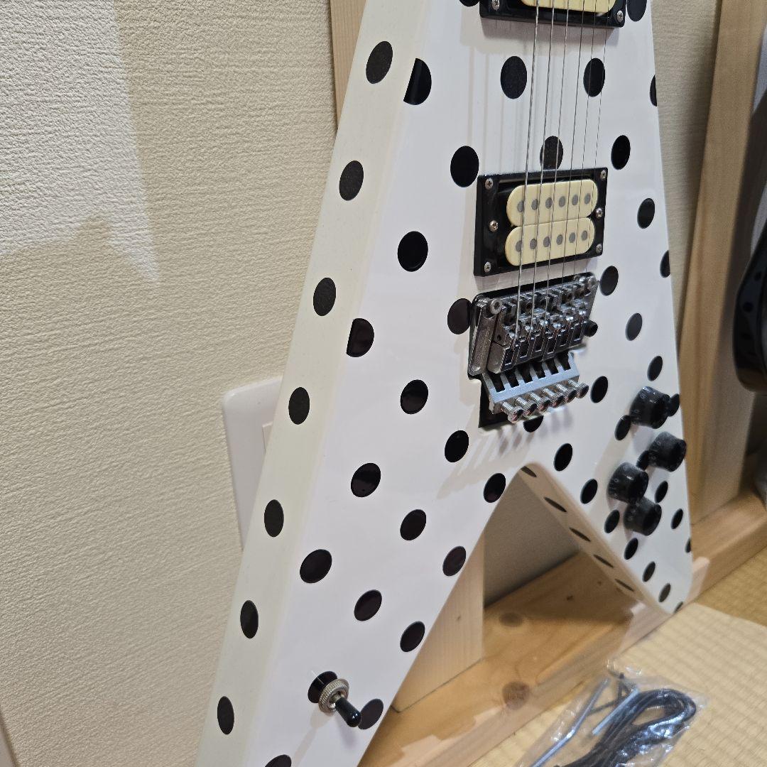 フライングV ポルカドット ランディローズ 水玉 ノーブランド - メルカリ