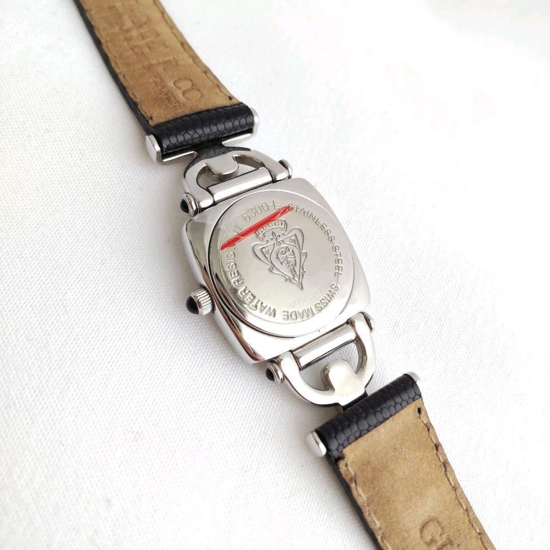 稼働品 グッチ GUCCI シルバー 革ベルト ホースビット クオーツ腕時計