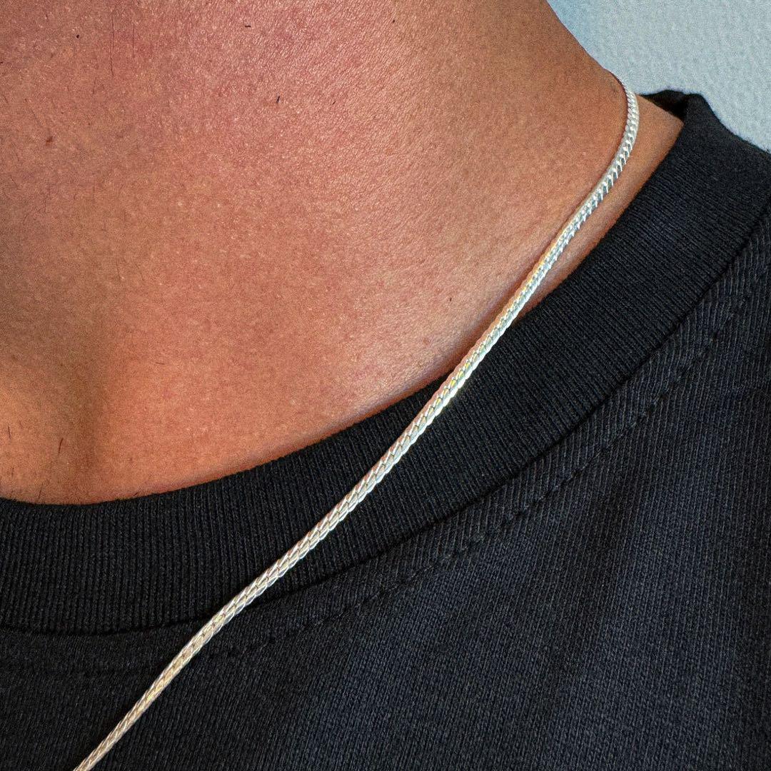 Different Necklace ジョージ ディファレント ネックレス - メルカリ