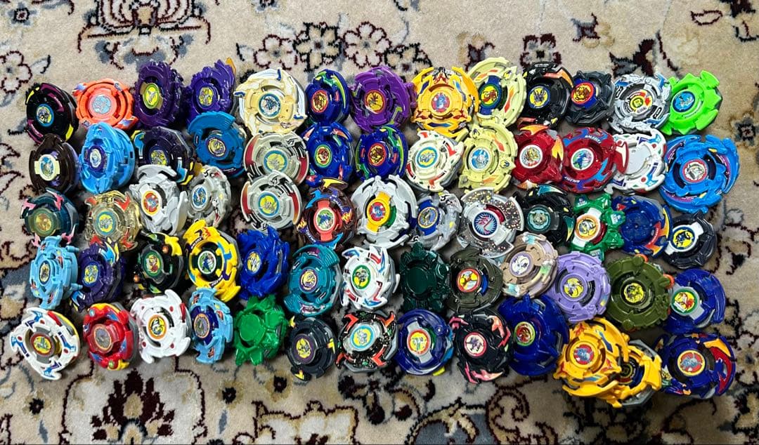 爆転ベイブレード　65個セット・おまけ付き