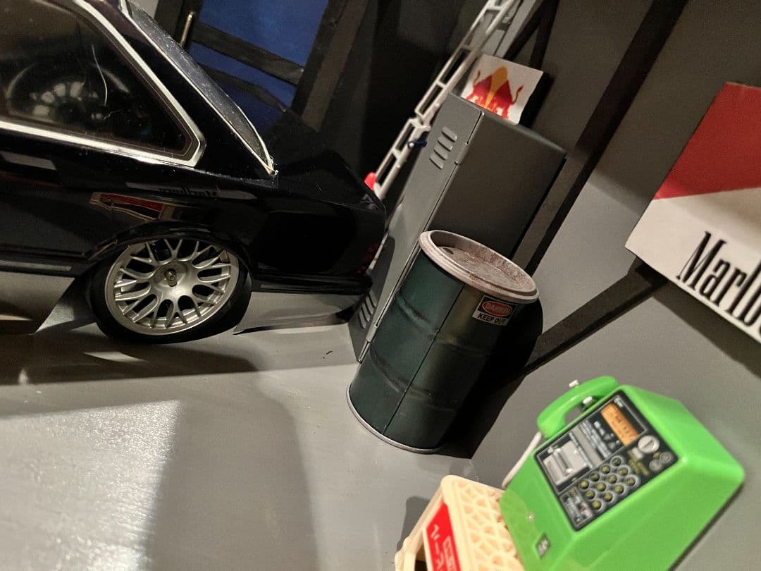 ラジコン10分の1のガレージ - メルカリ