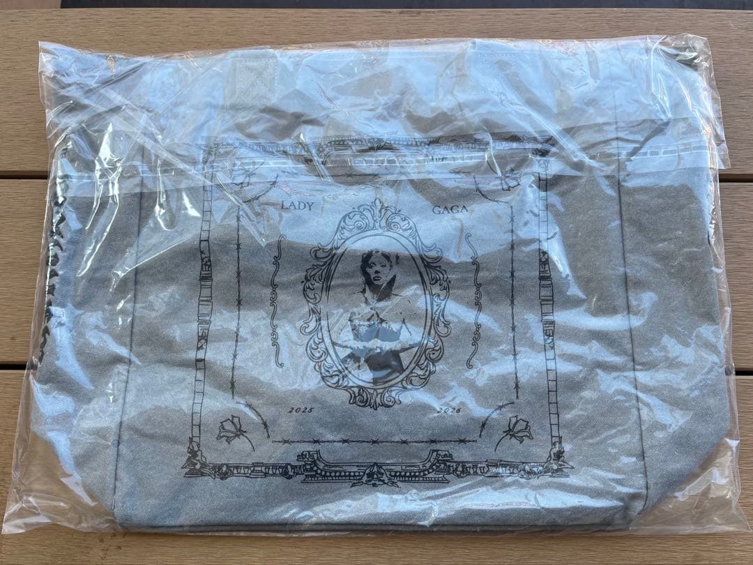 LadyGaga レディーガガ MAYHEM オペラハウス トートバッグ グレー