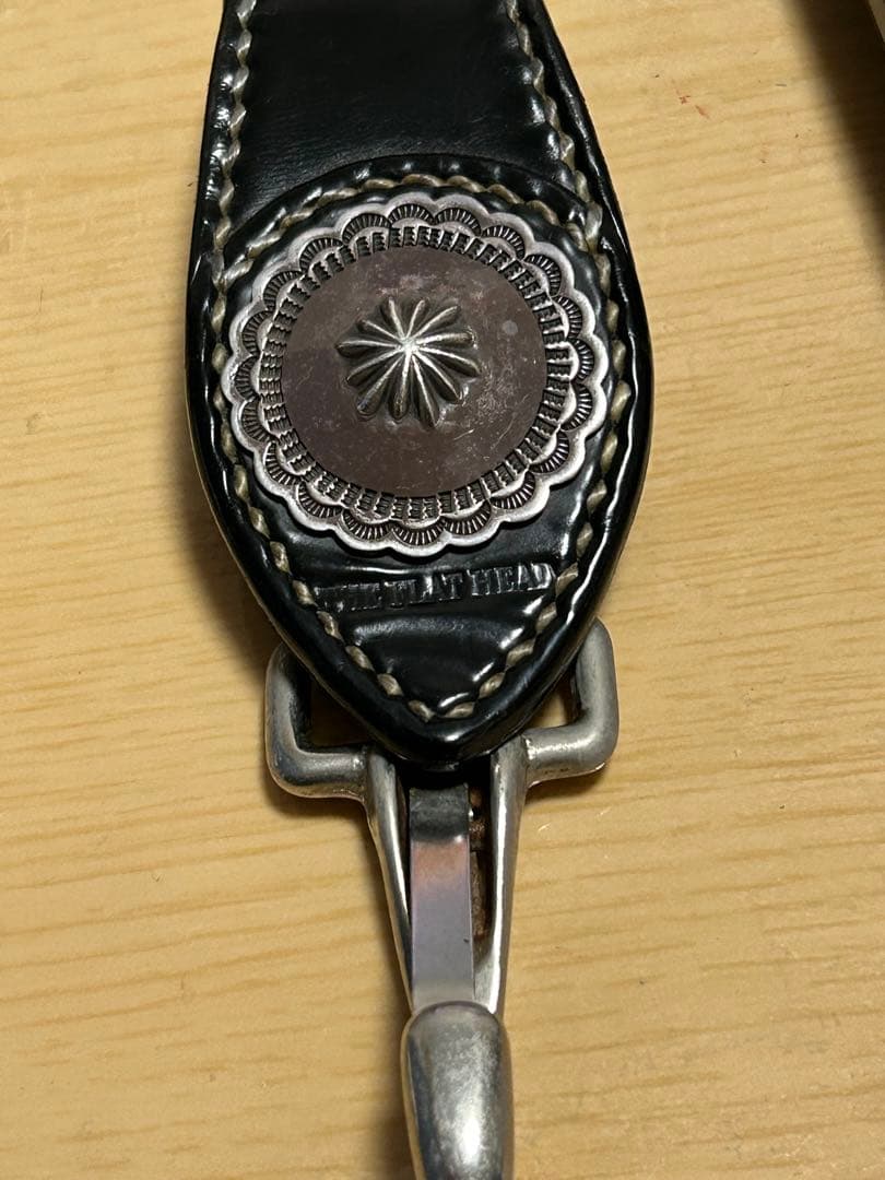 フラットヘット　 レザー キーホルダー 黒