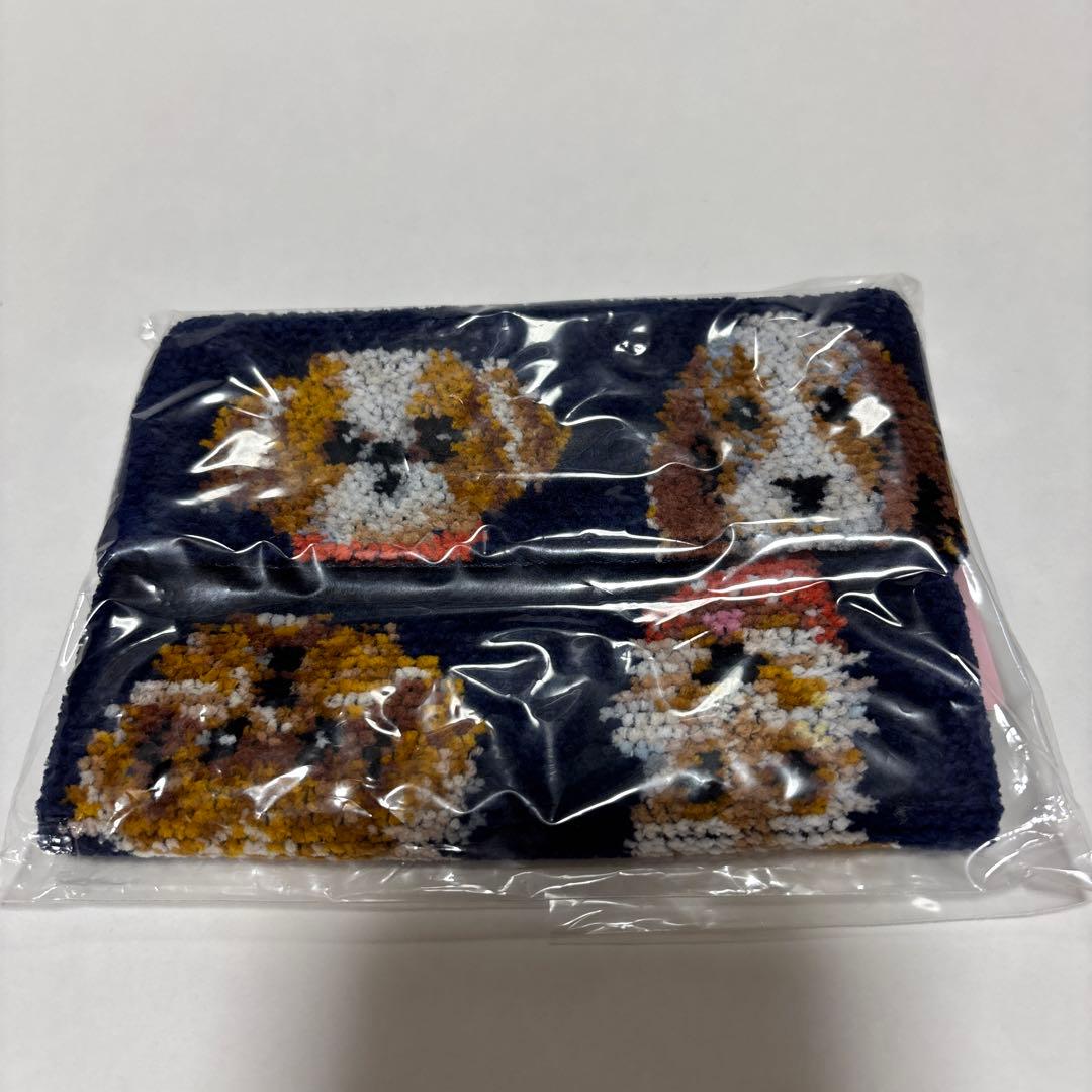 新品　未使用　フェイラー ラブラリードギー ポーチ ティッシュ&マスクポーチ