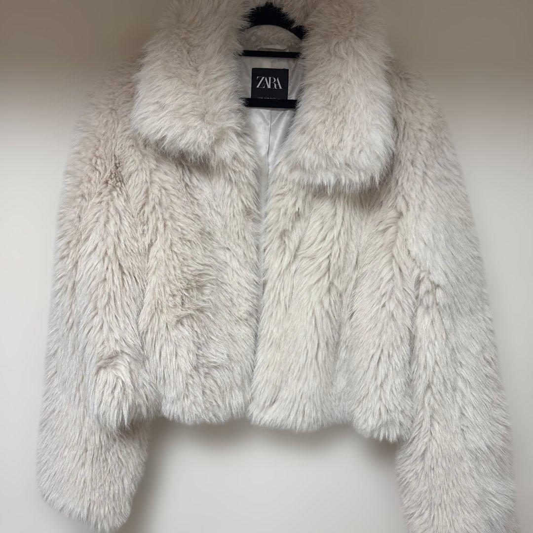 ZARA フェイクファー　ジャケット　M