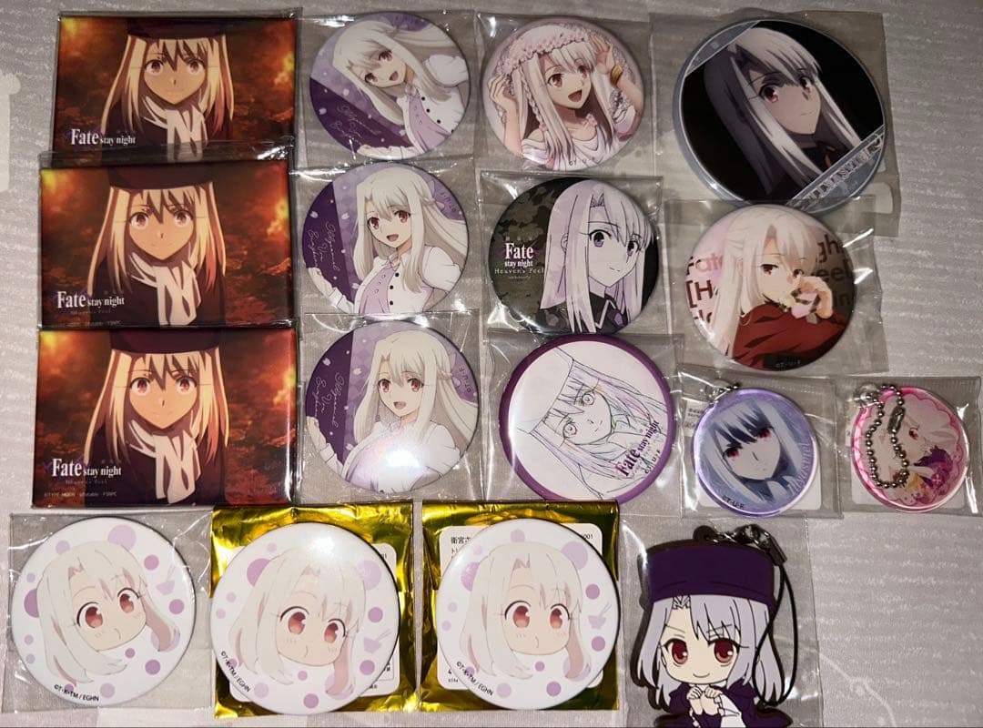Fate イリヤ　缶バッジ　アクリルキーホルダー　チャーム　まとめ売り