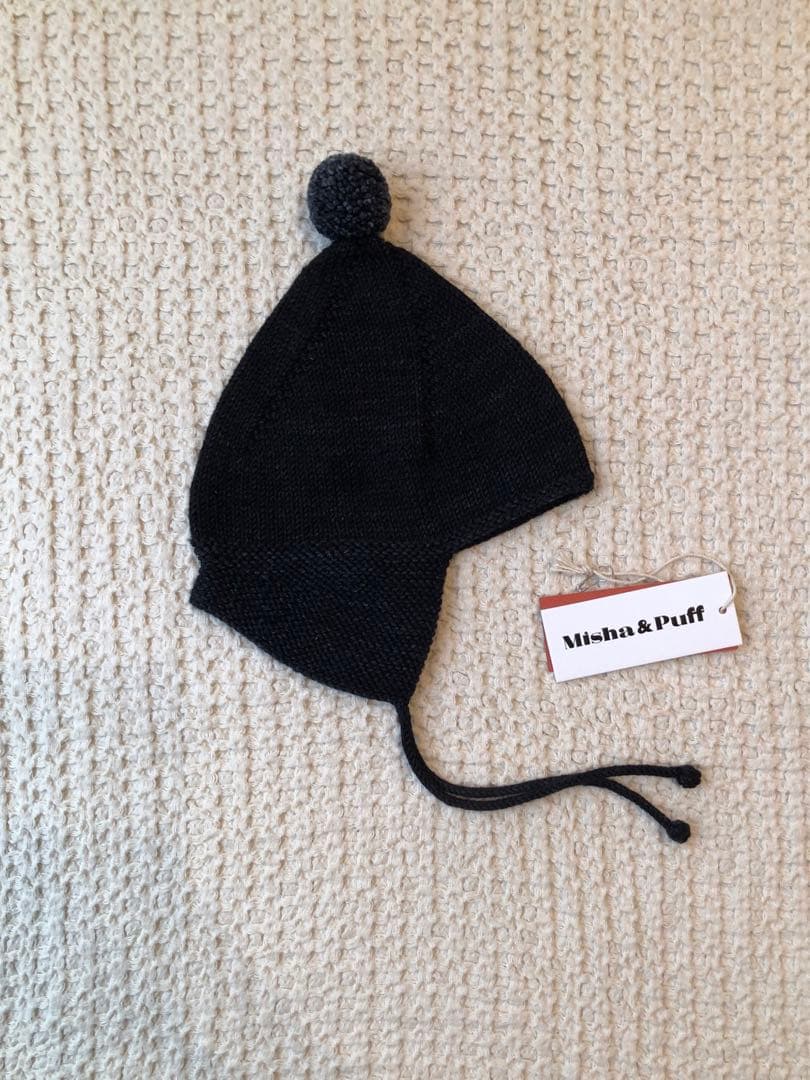 Misha & Puff 黒ニット帽pointy peak hat carbon