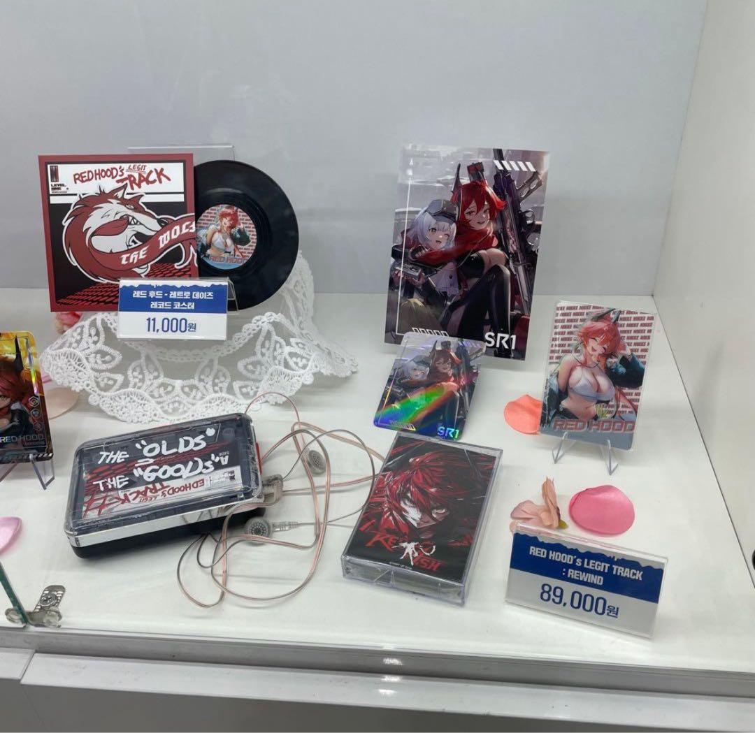 AGF2025 レッドフード レジット トラック REWIND NIKKE 韓国 - メルカリ