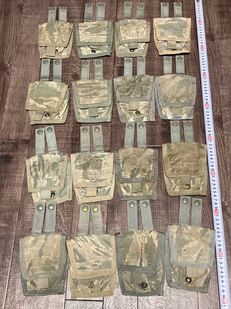 グレネードポーチ　米軍　16個