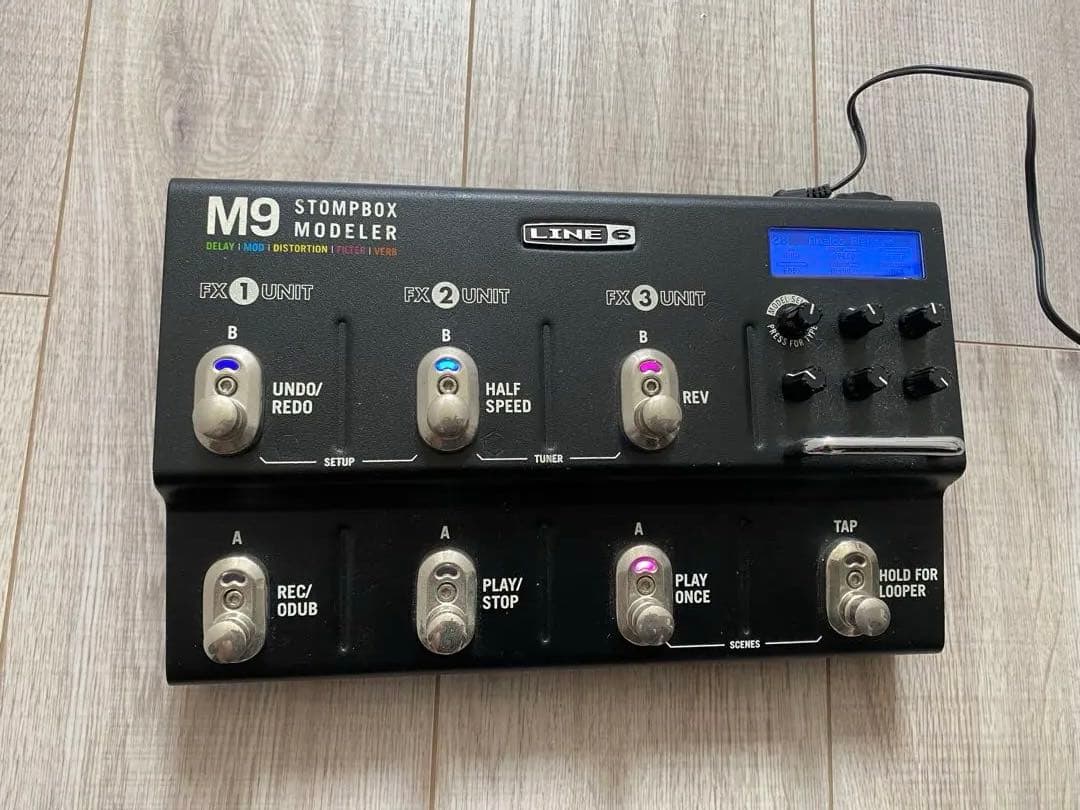 Line 6 M9 ストンプボックスモデラー　マルチエフェクター