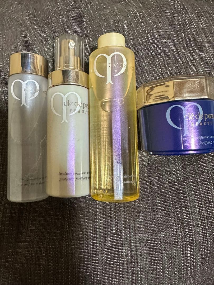 化粧水乳液美容液クリームメイク落としセット