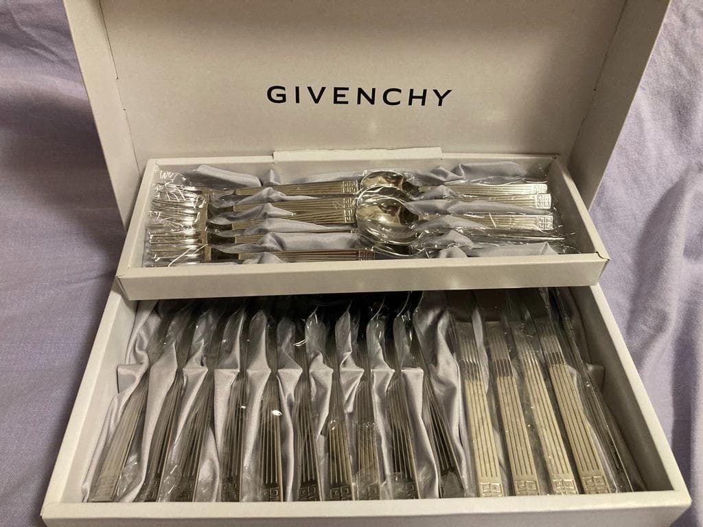 GIVENCHY ジバンシィ ディナーカトラリーセット 25ピース