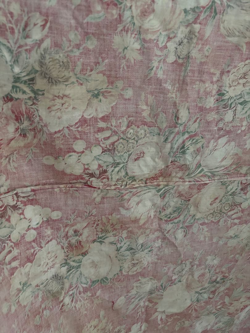 赤い花柄フリンジ付き クロス ファブリック アンティーク フランス