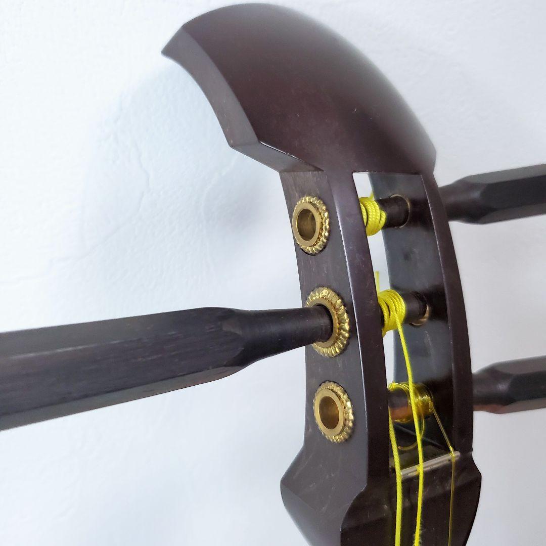 再販なし 中棹三味線 プラスチック製 1本溝 地唄 和楽器 ソフトケース付