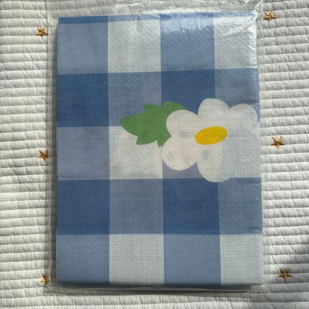 新品未使用】ファミリア familiar レジャーシート ノベルティー - メルカリ