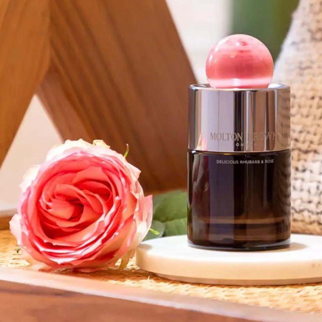 新品 未開封 モルトンブラウン デリシャス ルバーブ&ローズ オードパルファン