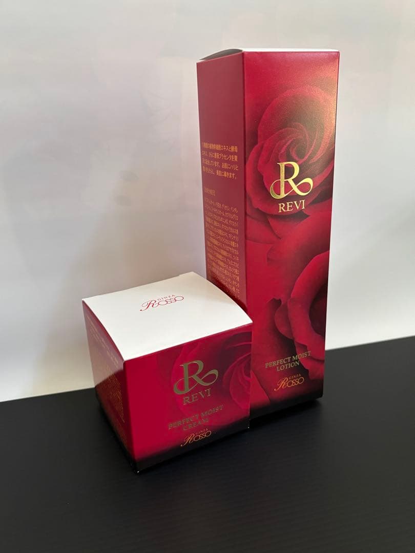 断捨離◆REVI モイストローション2本モイストクリーム2個レチノール１個