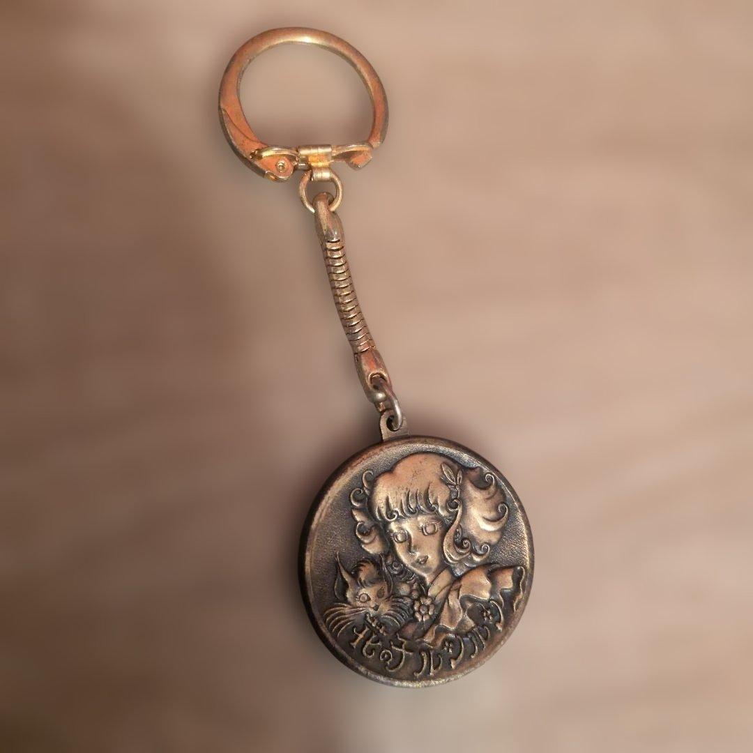 花の子ルンルン 日清食品 非売品 昭和レトロ メダル型キーホルダー